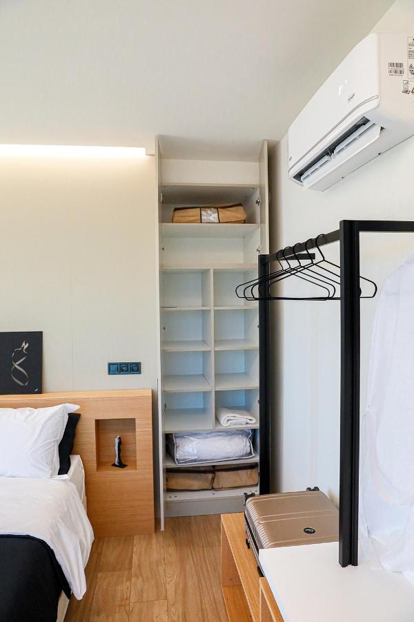 The First Key Luxury & Small Apartment In The Center Of 克桑西 外观 照片